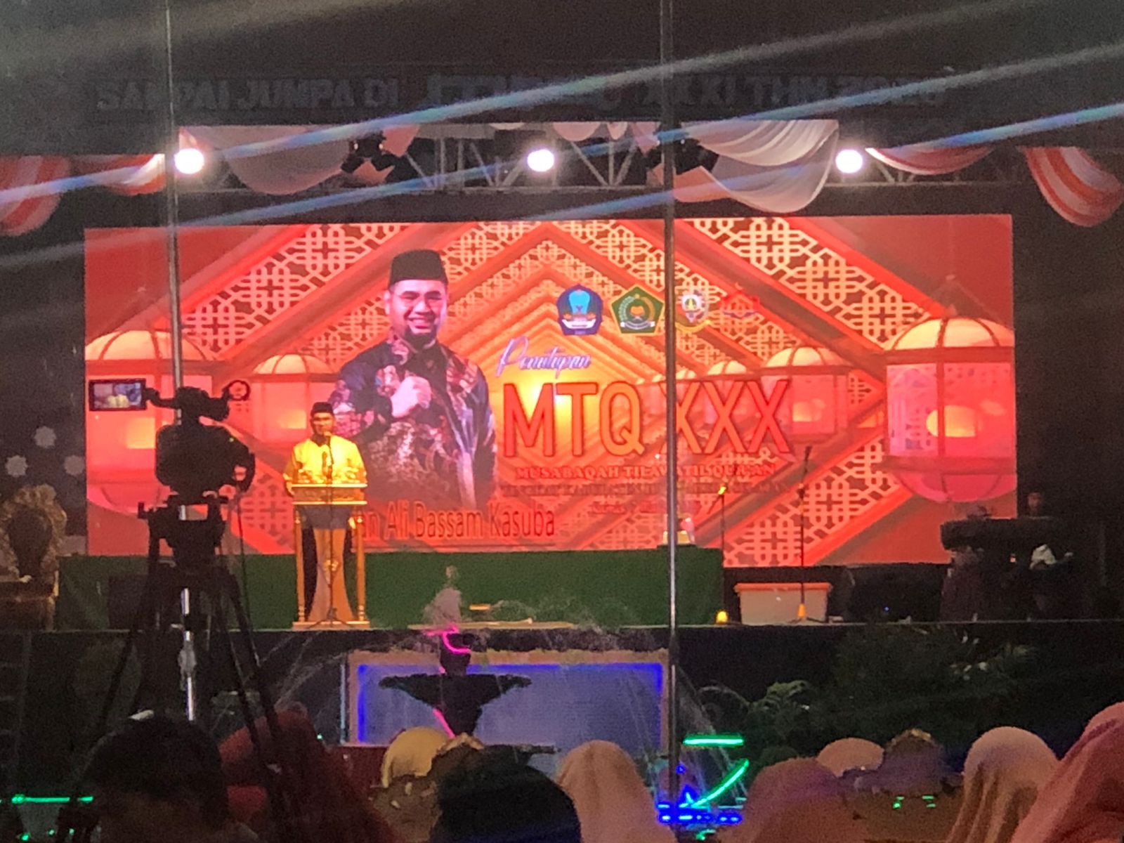 penutupan MTQ ke-XXX Kabupaten oleh bupati Halmahera Selatan